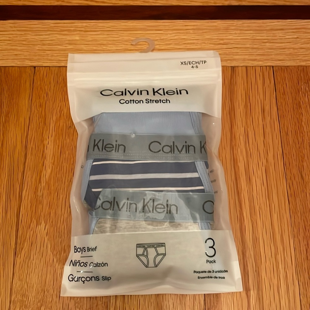 NEW Calvin Klein